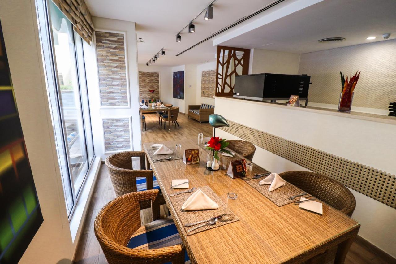 Gulf Suites Hotel Amwaj Manama Eksteriør billede